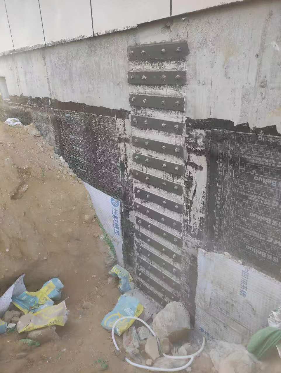 沙坪坝房屋柱子加固方法