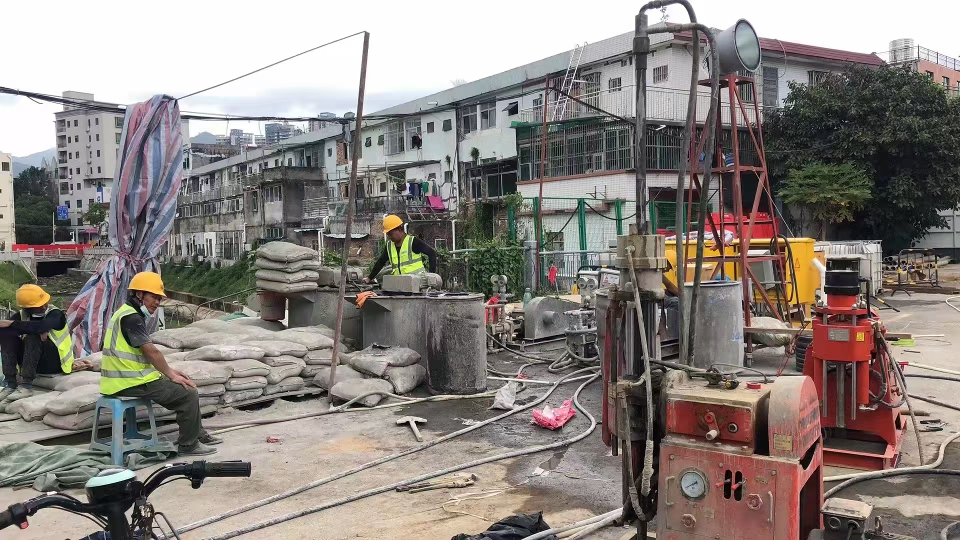 沙坪坝房屋地基下沉有什么现象
